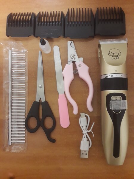 Aparat profesional pentru tuns animale de companie,